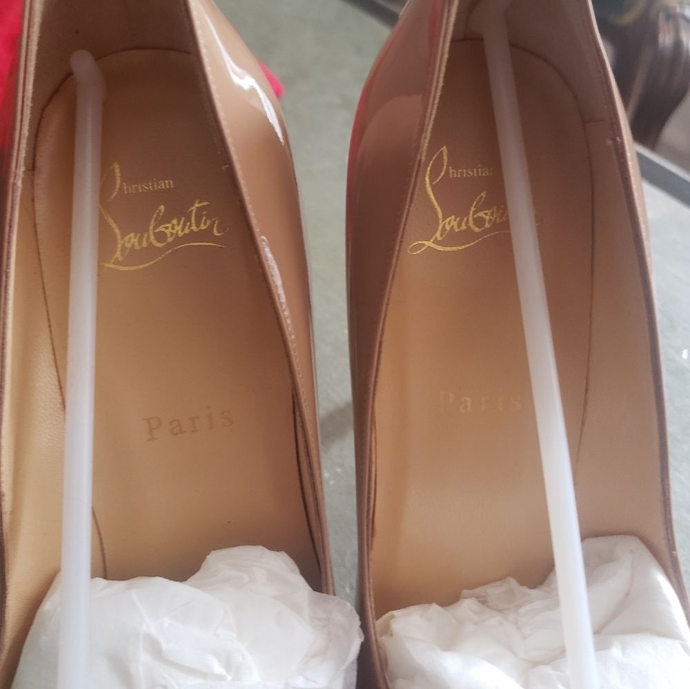 Pumps - Picture 6 of 7